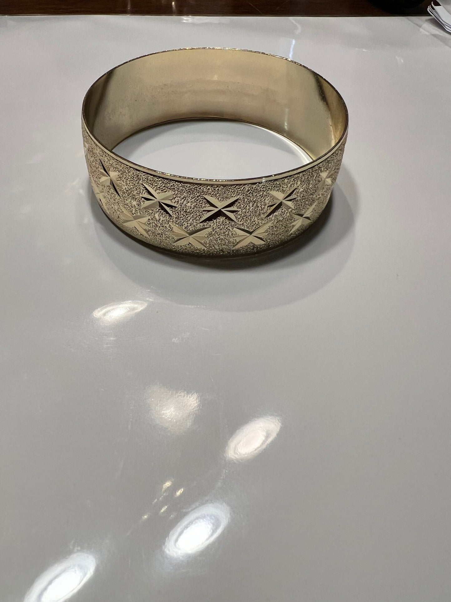 Stars Bangle Size 6