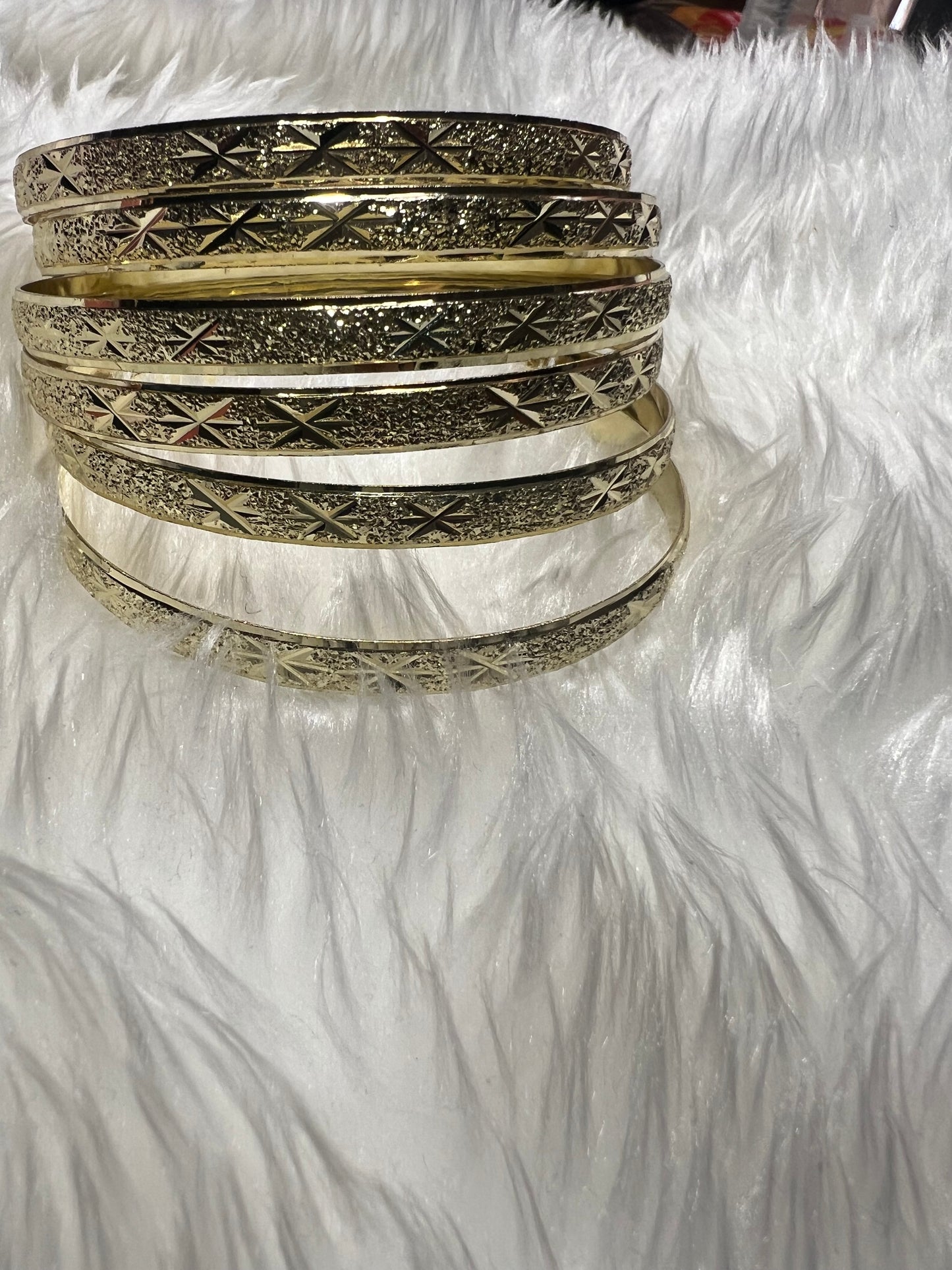 “Princess” Gold Filled Bangle Size 8