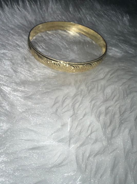 Gold Filled Bangle Size 7