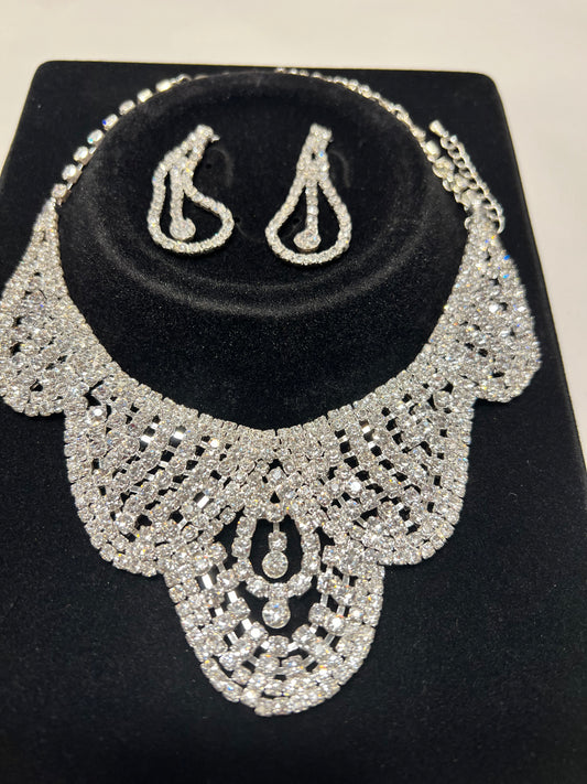 “Beverly” Bling Necklace Set